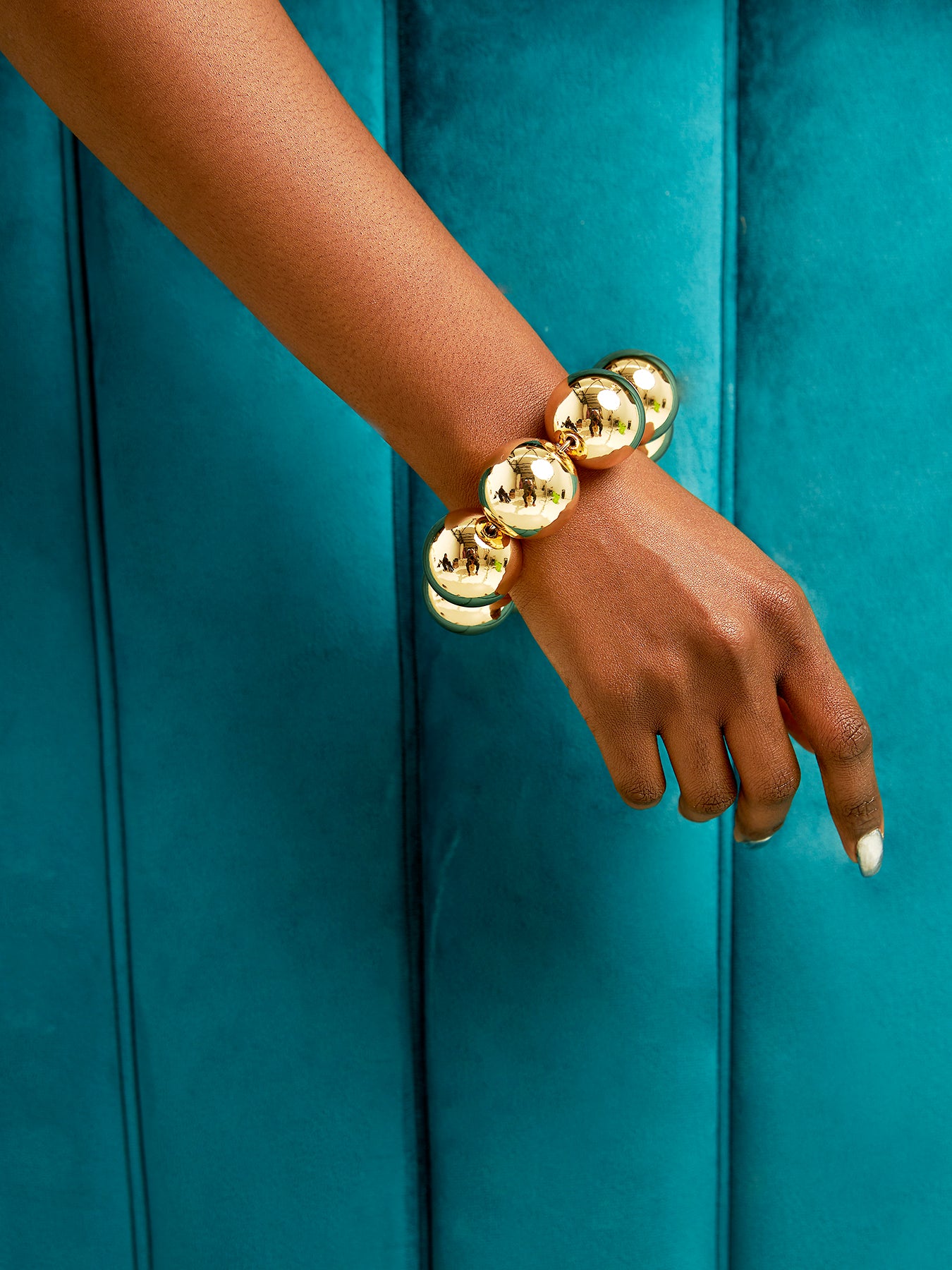 GABI BANGLE in GOLD – OFUURE