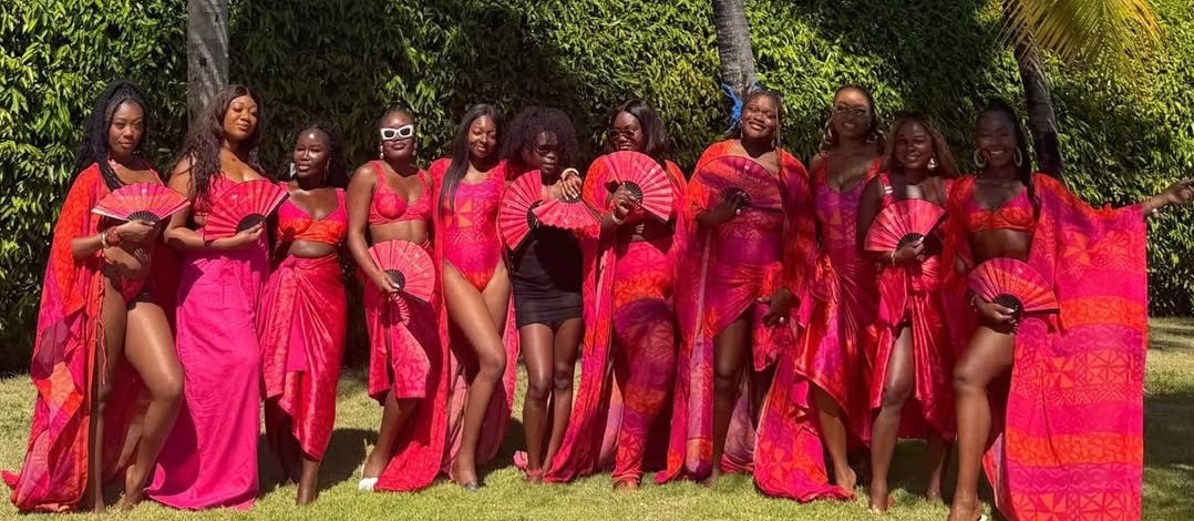 Girls Trip Matching Outfits: Coordinate Your Crew with ÖFUURË