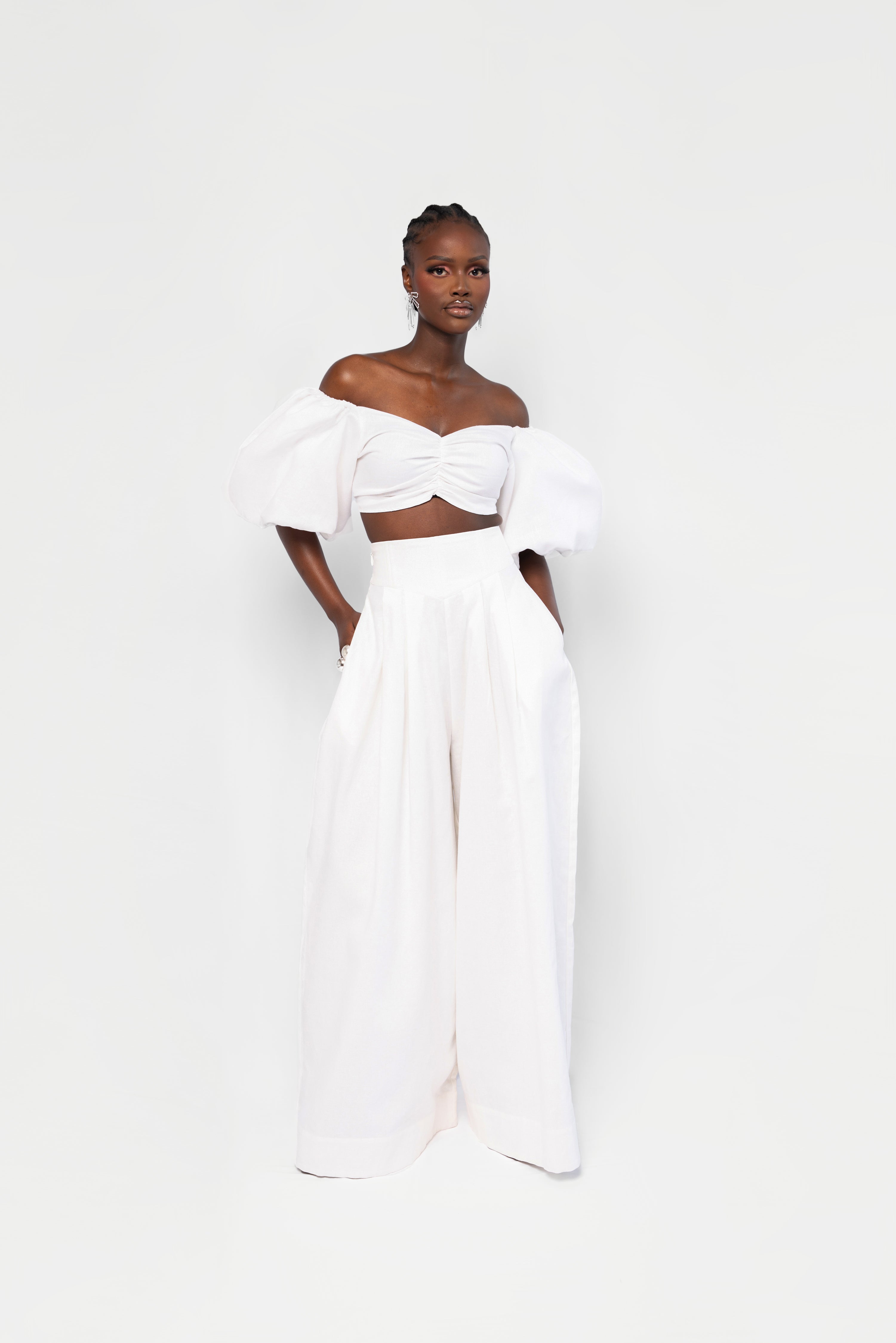 Linen SKYE Puffy Sleeve Crop Top in White – OFUURE