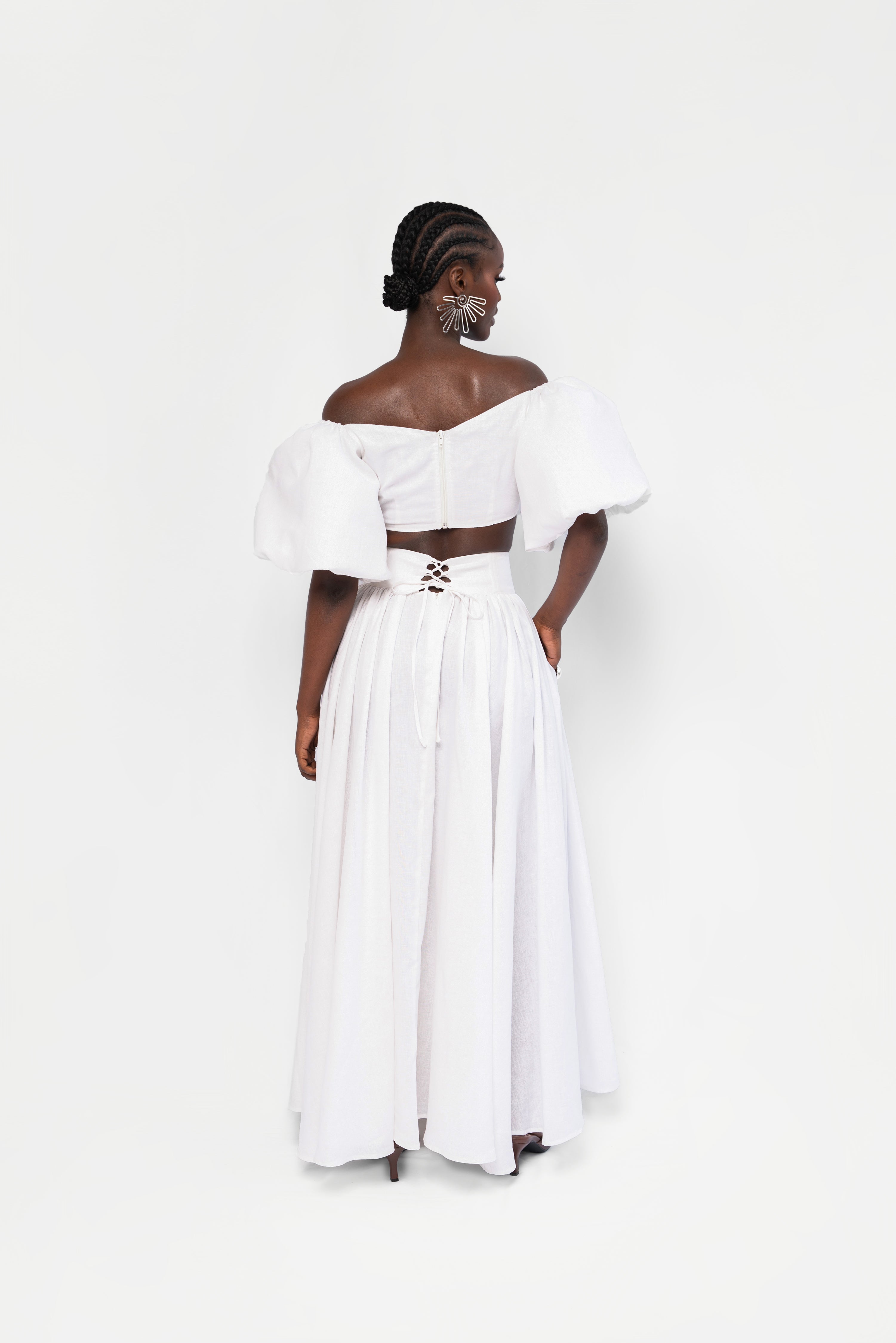 Linen SKYE Puffy Sleeve Crop Top in White – OFUURE