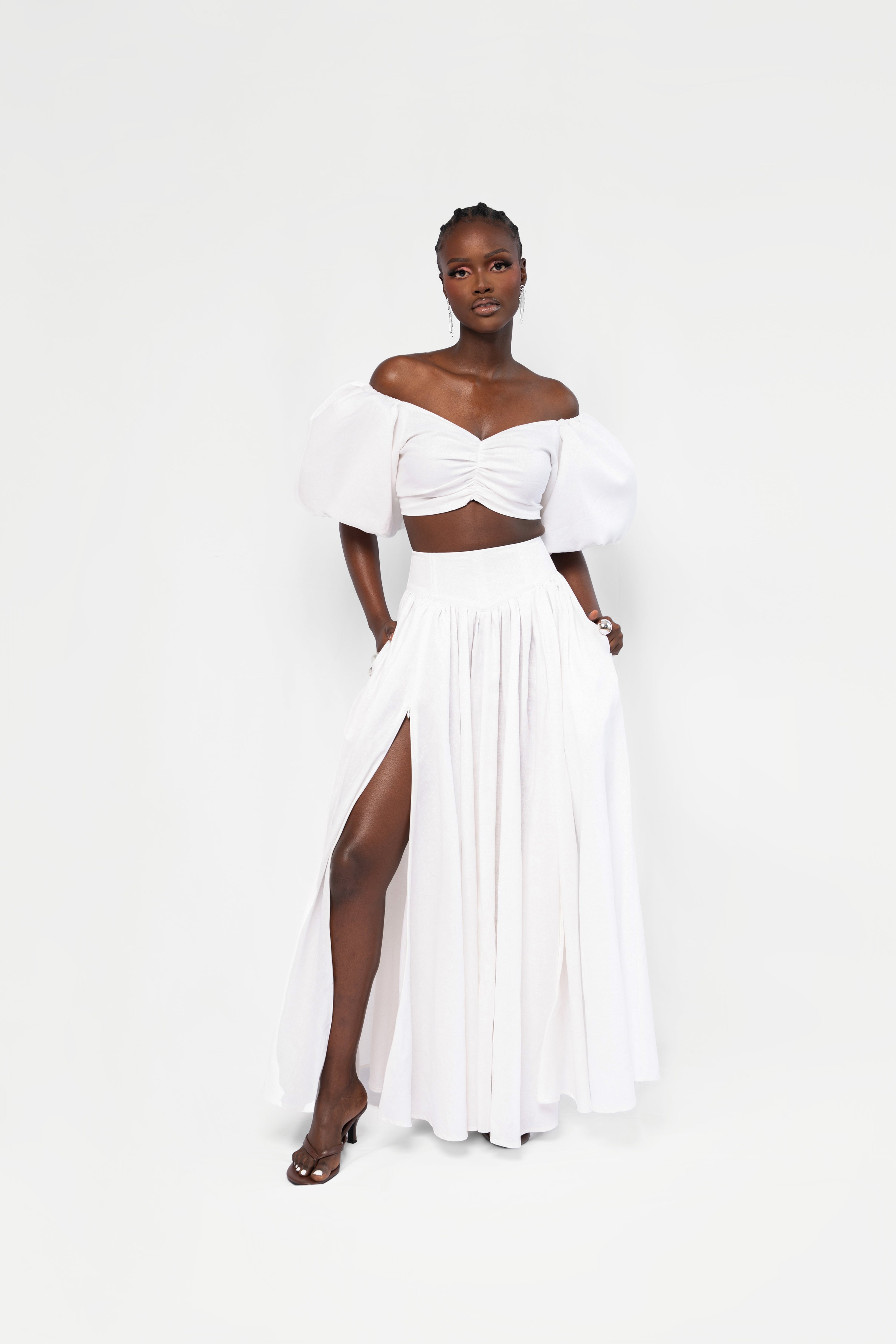 Linen SKYE Puffy Sleeve Crop Top in White – OFUURE