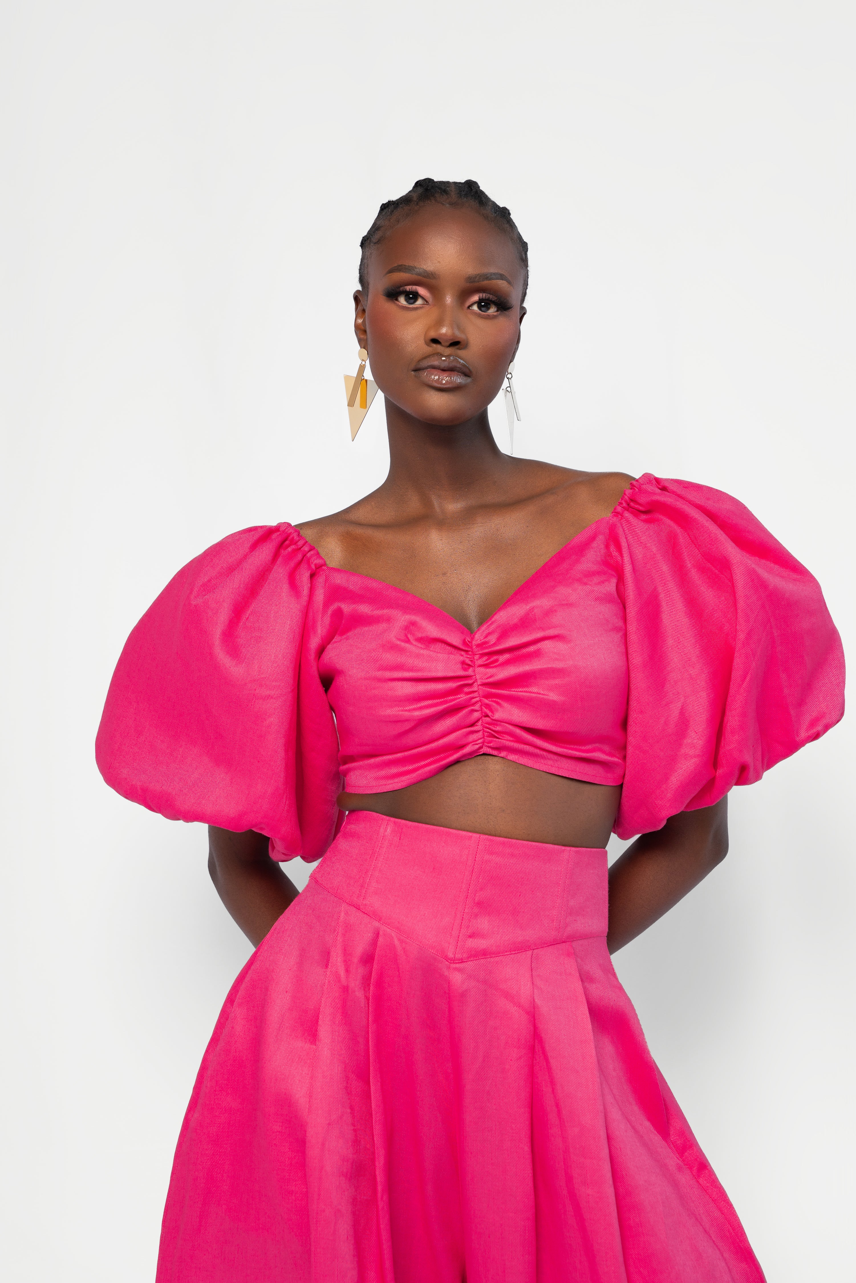 Linen SKYE Puffy Sleeve Crop Top in Pink – OFUURE