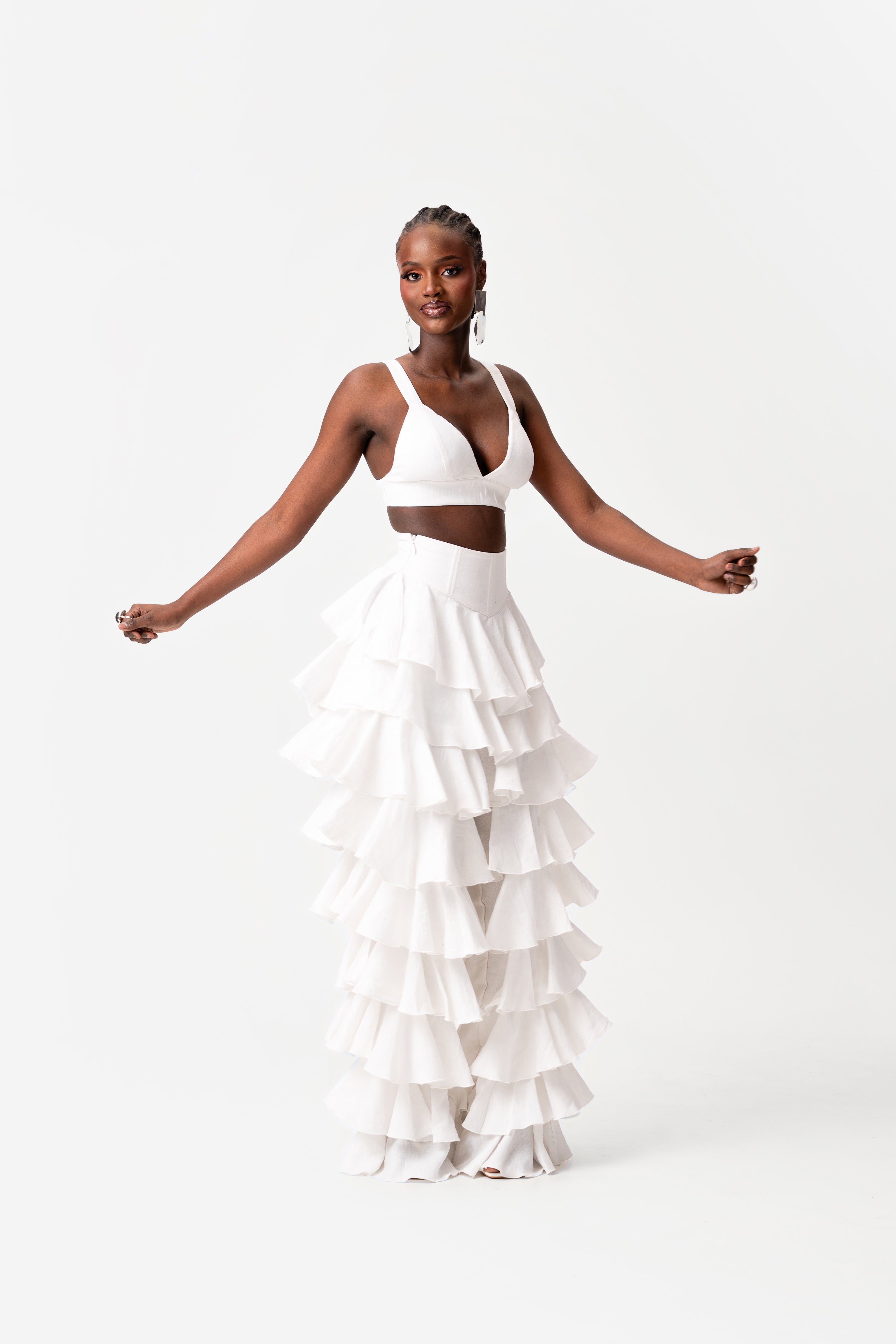 Linen DARIA Ruffle Pants in White – OFUURE