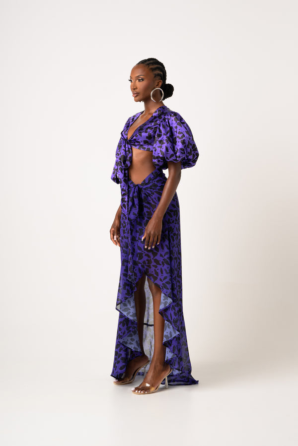 FARRAH PUFFY SLEEVE FRONT TIE CROP TOP