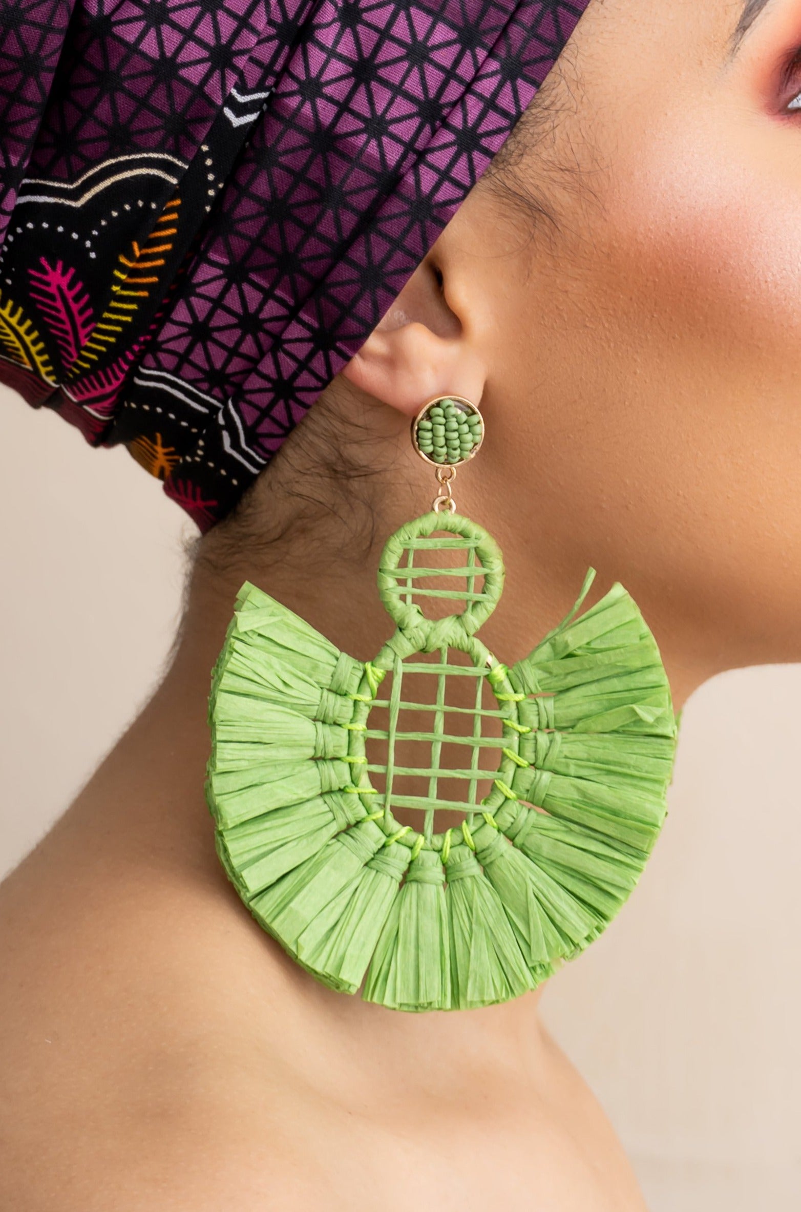 NARI EARRINGS in green